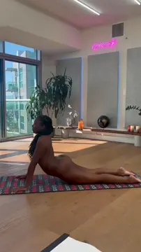 yoga xxxtik 