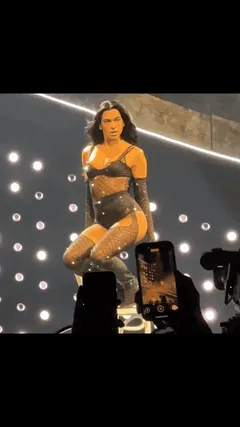 nudes Dua Lipa
