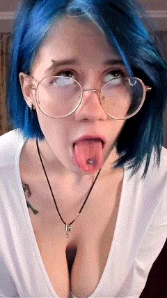 blue cleavage