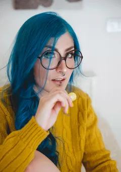 002