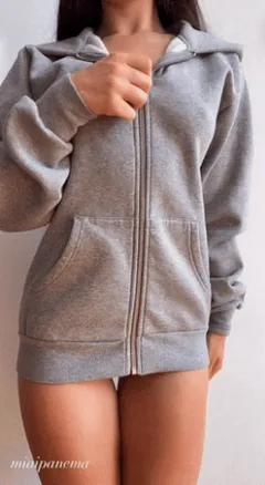 zipppppp perky tits
