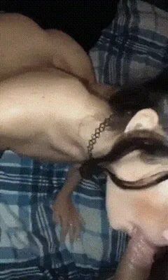 gorgeous amateur teen sucks balls