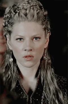 katheryn winnick -12/77 -5'6''- 35-25-36''- 32c-bra - 121lbs - 7.5-shoe, canadian cunnilingus! - yum! yum!