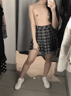 itslanatime - a little dressing room fun