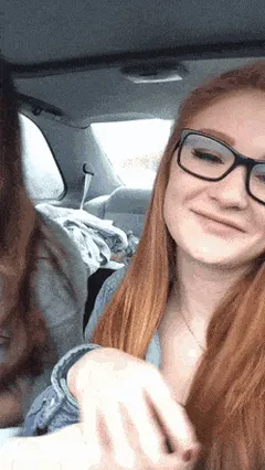 teens kissing