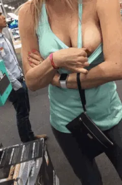 flashing boobs