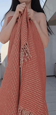 All natural & horny BustyPetite
