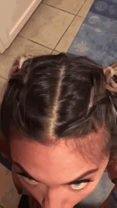 Pretty eyes BlowjobGirls