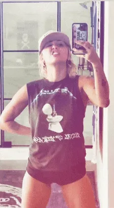 miley cyrus sweet and fuckable in tight hot pants