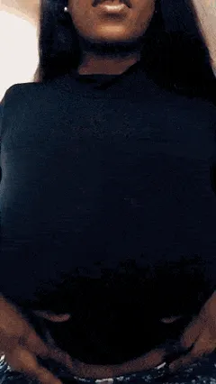 black lady with nice big tits does the drop