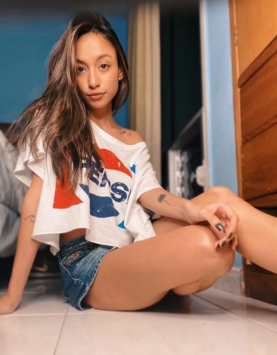 Denie Asian hot model girlfriend exposed Leaks