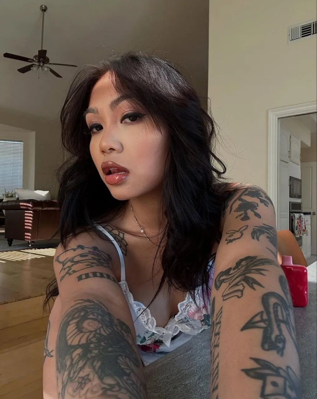 ASIAN AMATEUR LEAKS ABG HOTBABE FUCK AND SWALLOW BABE997
