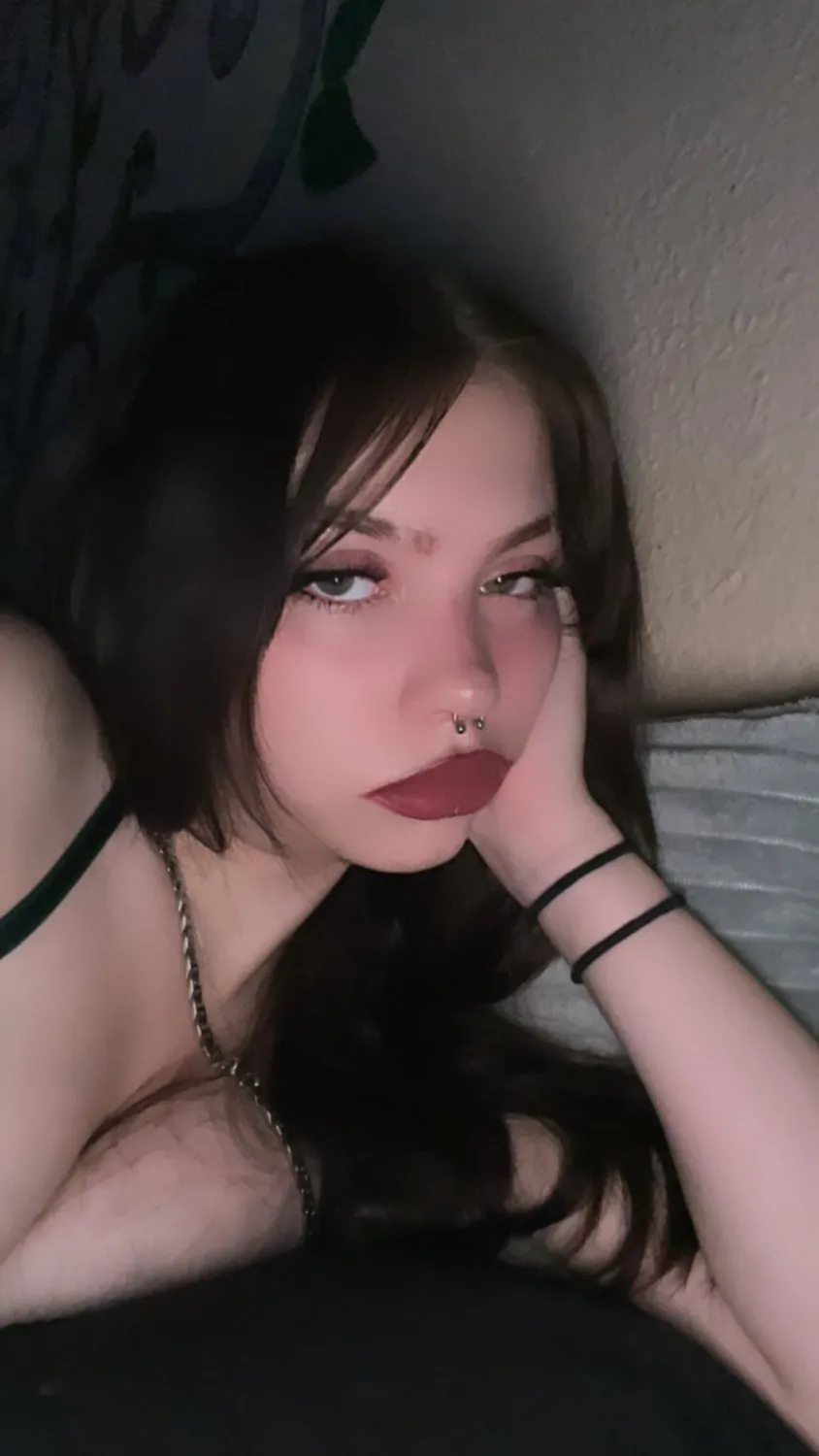 Submitted Goth Webslut Miah
