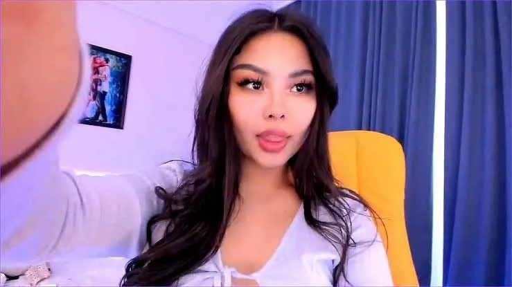 ASIAN AMATEUR LEAKS GORGEOUS THICC ABG CAMGIRL BABE961