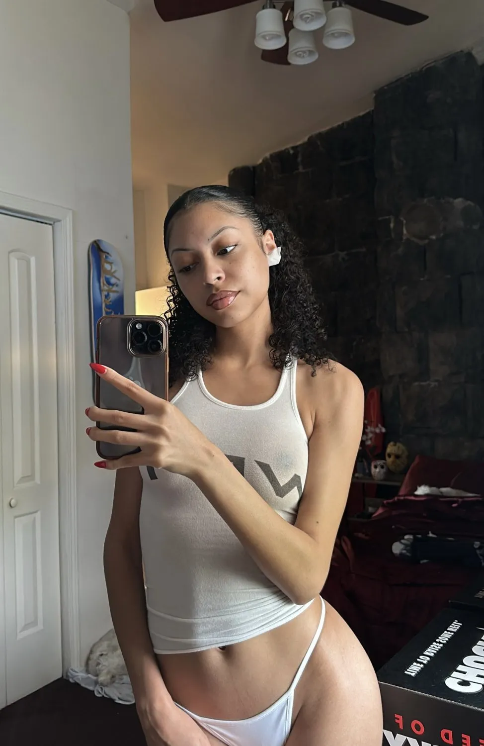 Slim Thick Latina Pretty Face With Nice Ass N Titties