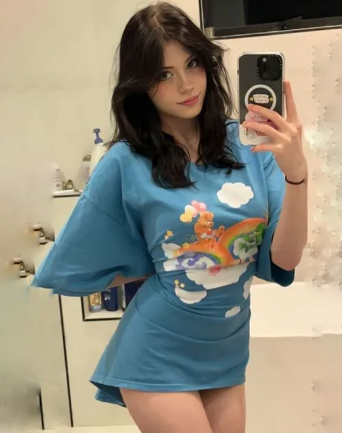 LITTLE GOTH GIRL SUCKED AND FUCKED IN BED (joy, latina, teen, ass, e-girls, asian, abg, japanese)