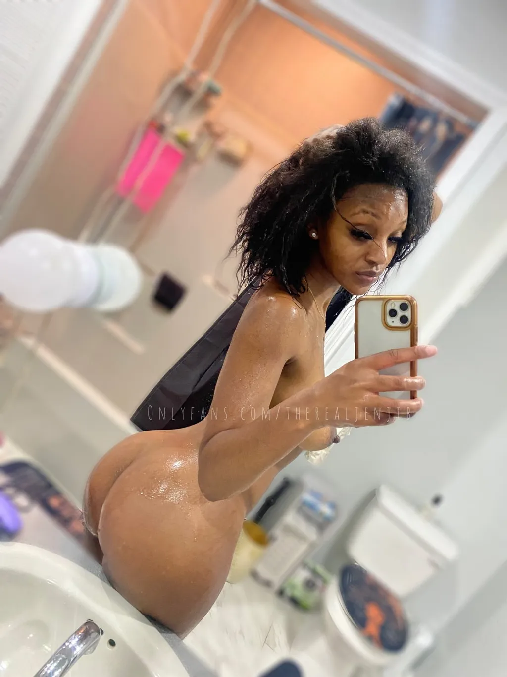 Bad Ebony Bitch With A Nice Body