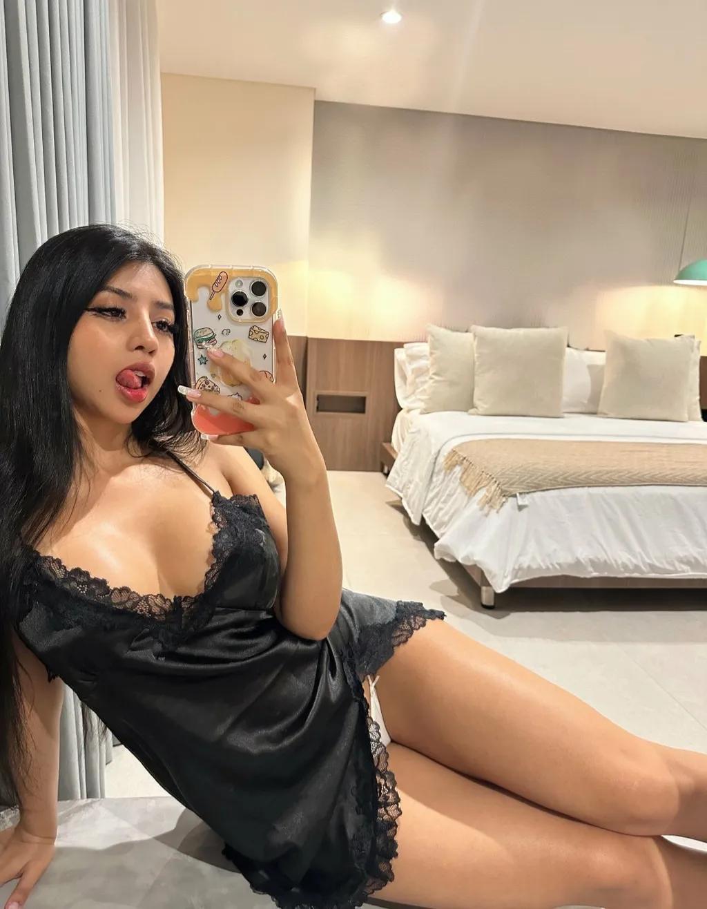 HOTBABE AMATEUR LEAKS FREAKY ON DOGGY BABE910